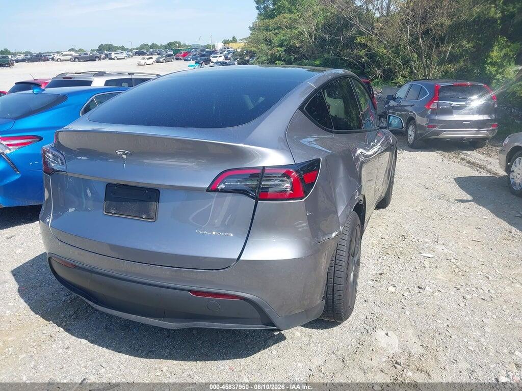 7SAYGDEE7RA302877 2024 TESLA MODEL Y photo no. 4