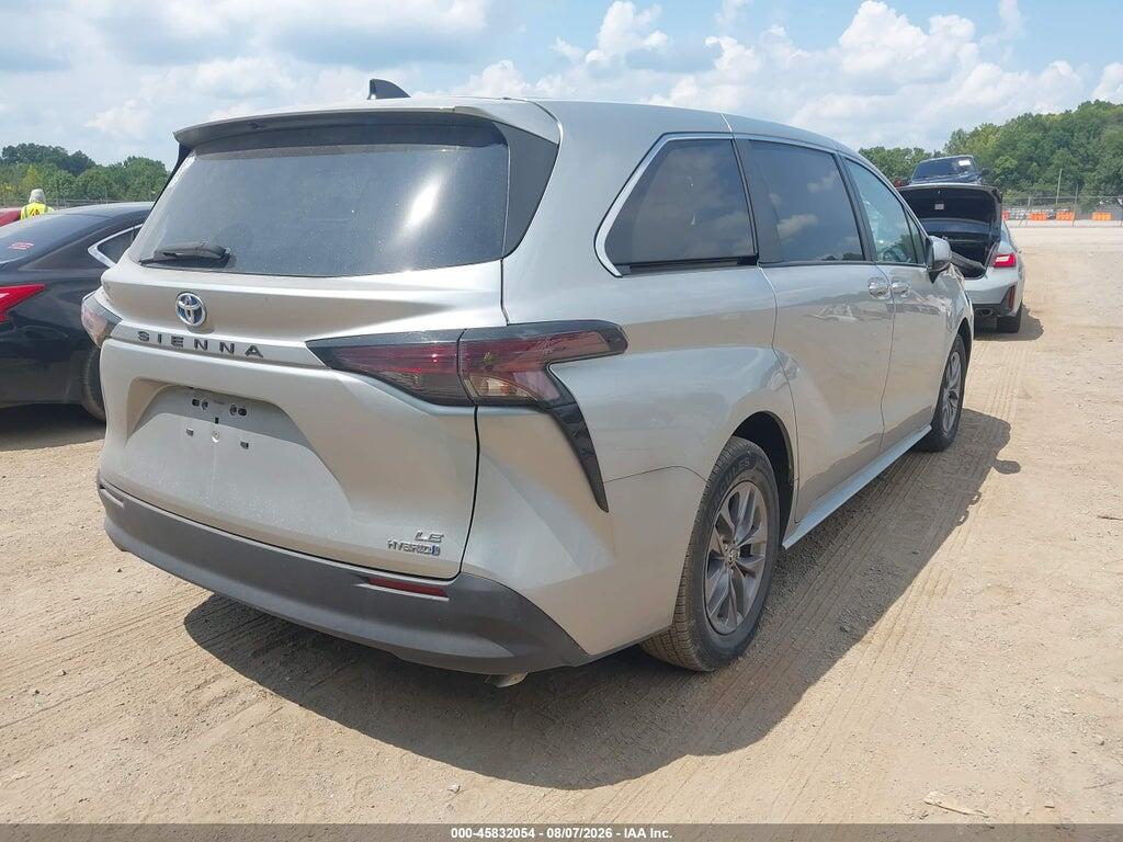 5TDKRKEC8RS193795 2024 TOYOTA SIENNA photo no. 4