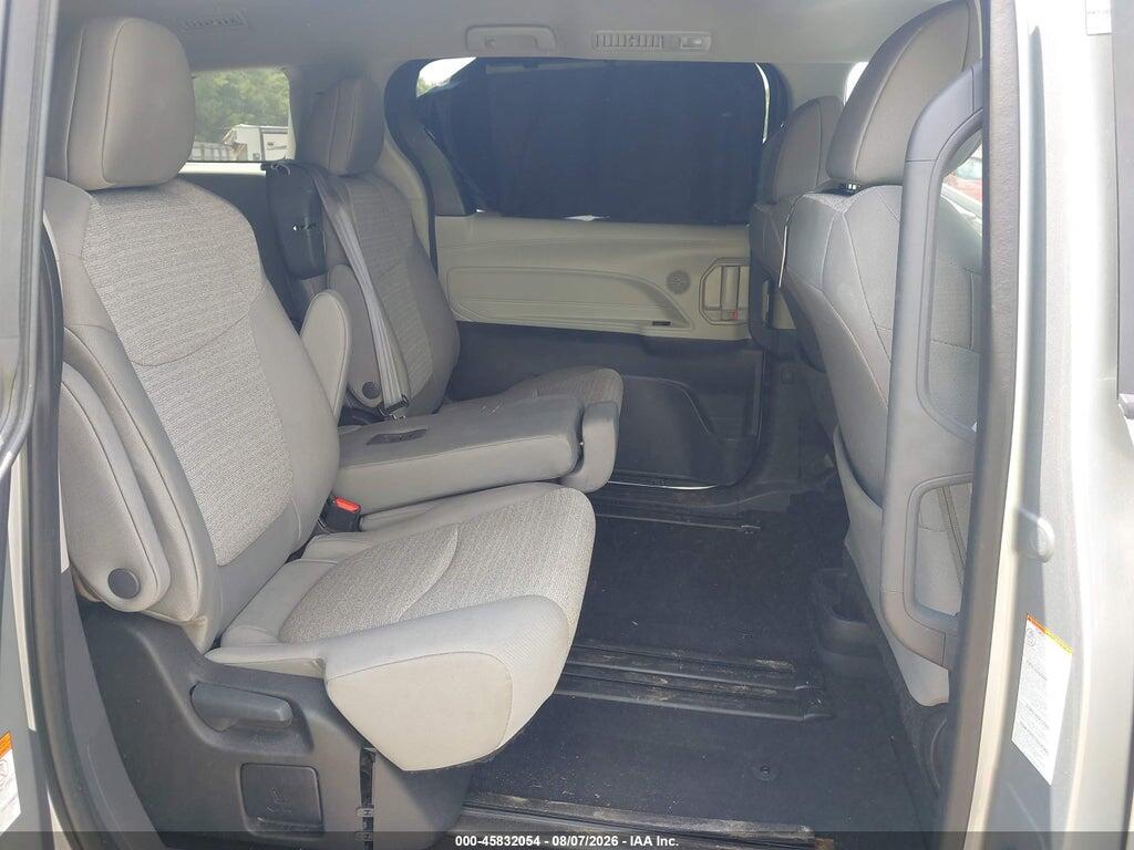 5TDKRKEC8RS193795 2024 TOYOTA SIENNA photo no. 8