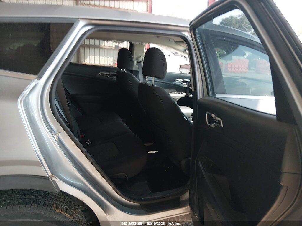 KNDPUCDF5R7235629 2024 KIA SPORTAGE photo no. 8