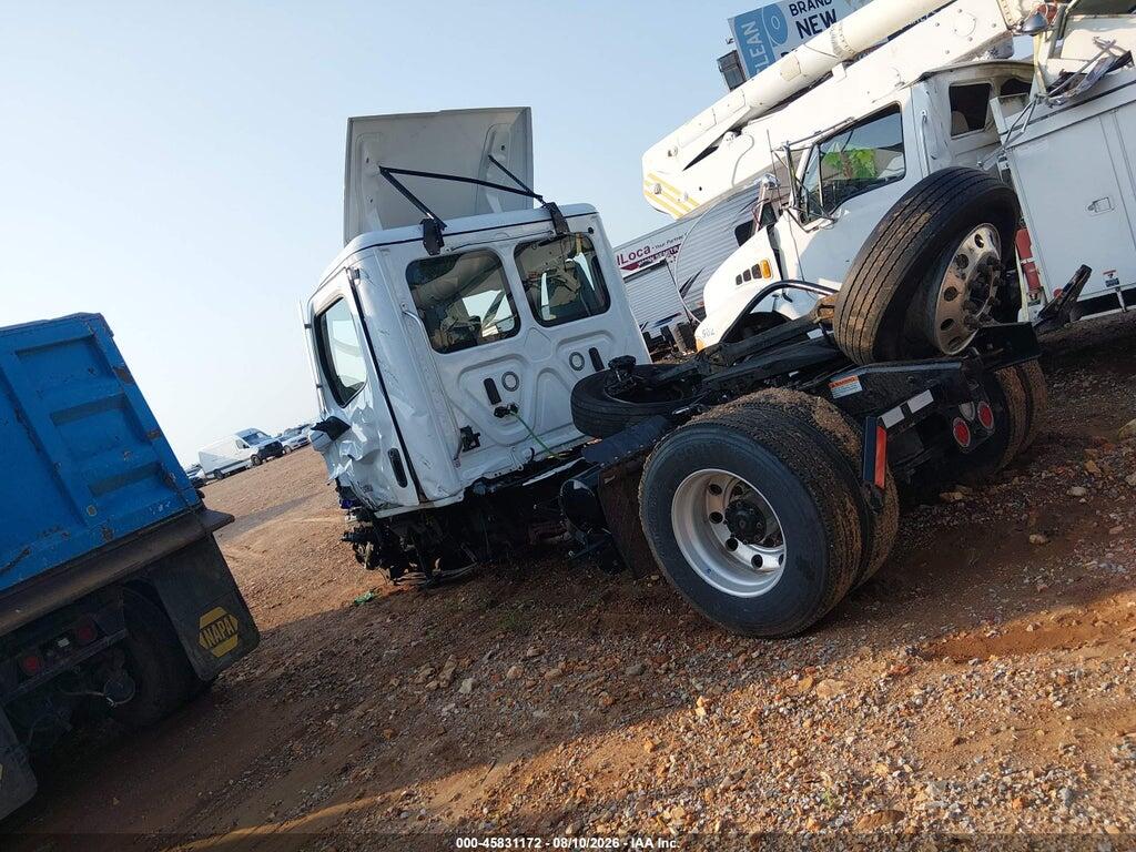 3AKBHLDV8RDVC0965 2024 FREIGHTLINER NEW CASCADIA 126 photo no. 3