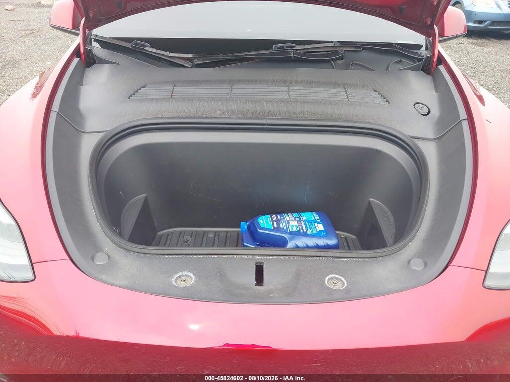 7SAYGAEEXRF090610 2024 TESLA MODEL Y photo no. 10