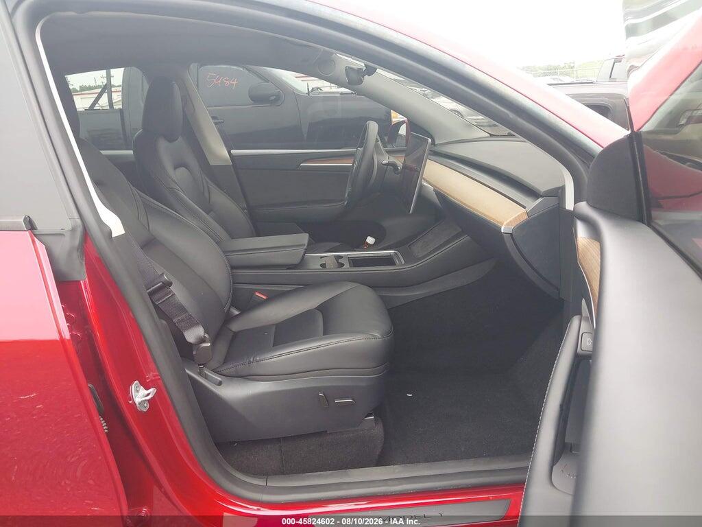 7SAYGAEEXRF090610 2024 TESLA MODEL Y photo no. 5