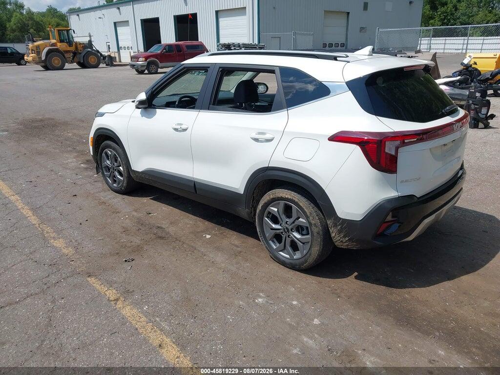 KNDEUCAA7R7541960 2024 KIA SELTOS photo no. 3