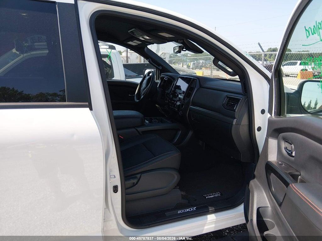1N6AA1ED6RN115279 2024 NISSAN TITAN photo no. 5