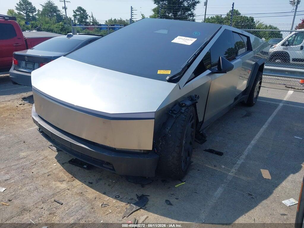 7G2CEHED1SA067746 2025 TESLA CYBERTRUCK photo no. 2