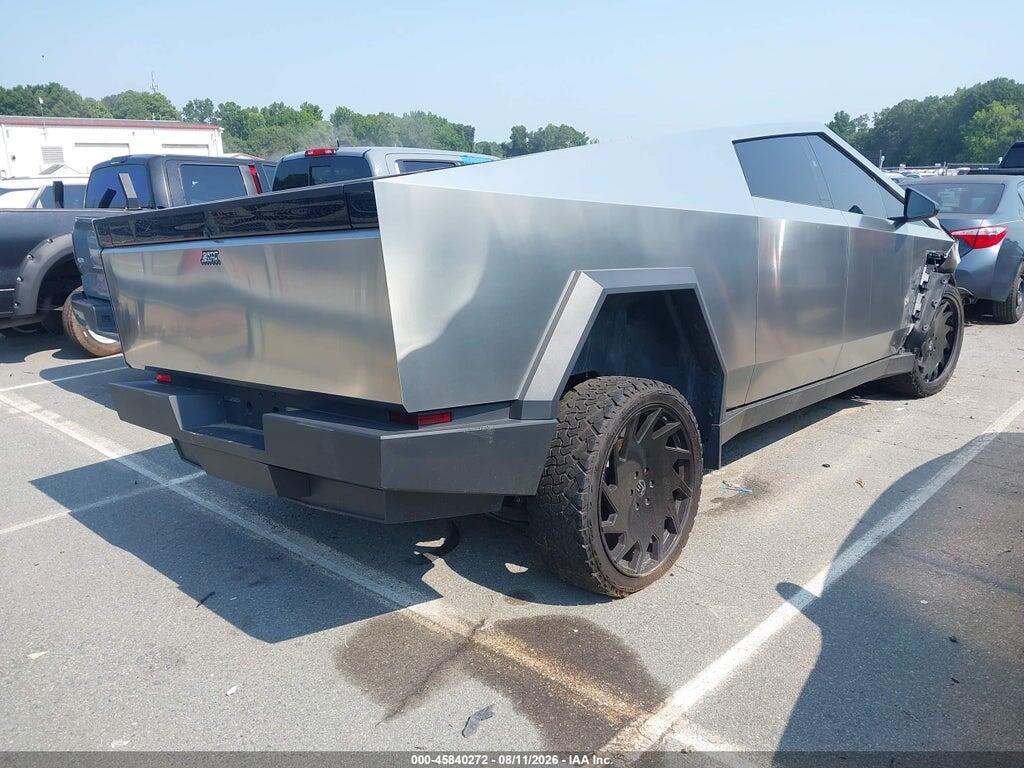 7G2CEHED1SA067746 2025 TESLA CYBERTRUCK photo no. 4