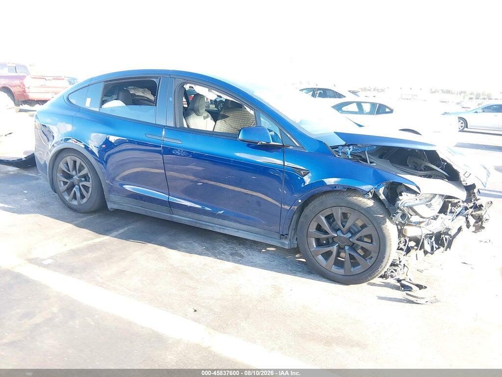 2025 TESLA MODEL X 7SAXCBE51SF462550