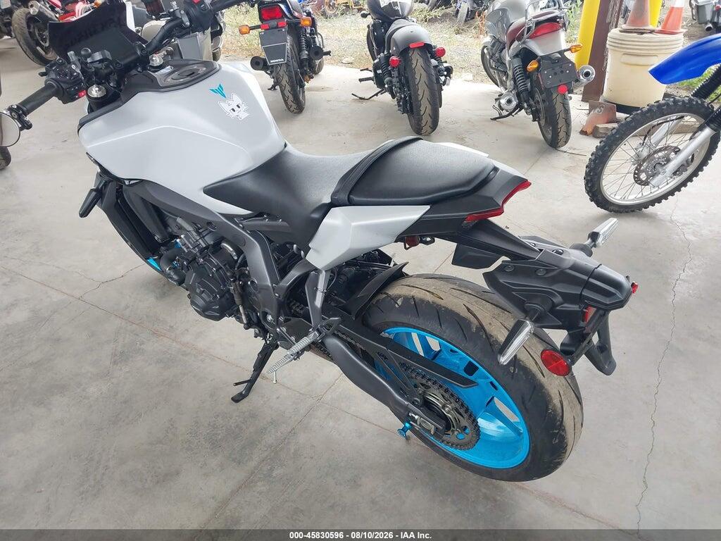 JYARN94E8SA002820 2025 YAMAHA MT09 photo no. 3