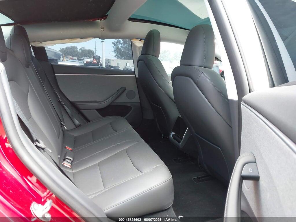 5YJ3E1EA5SF064240 2025 TESLA MODEL 3 photo no. 8