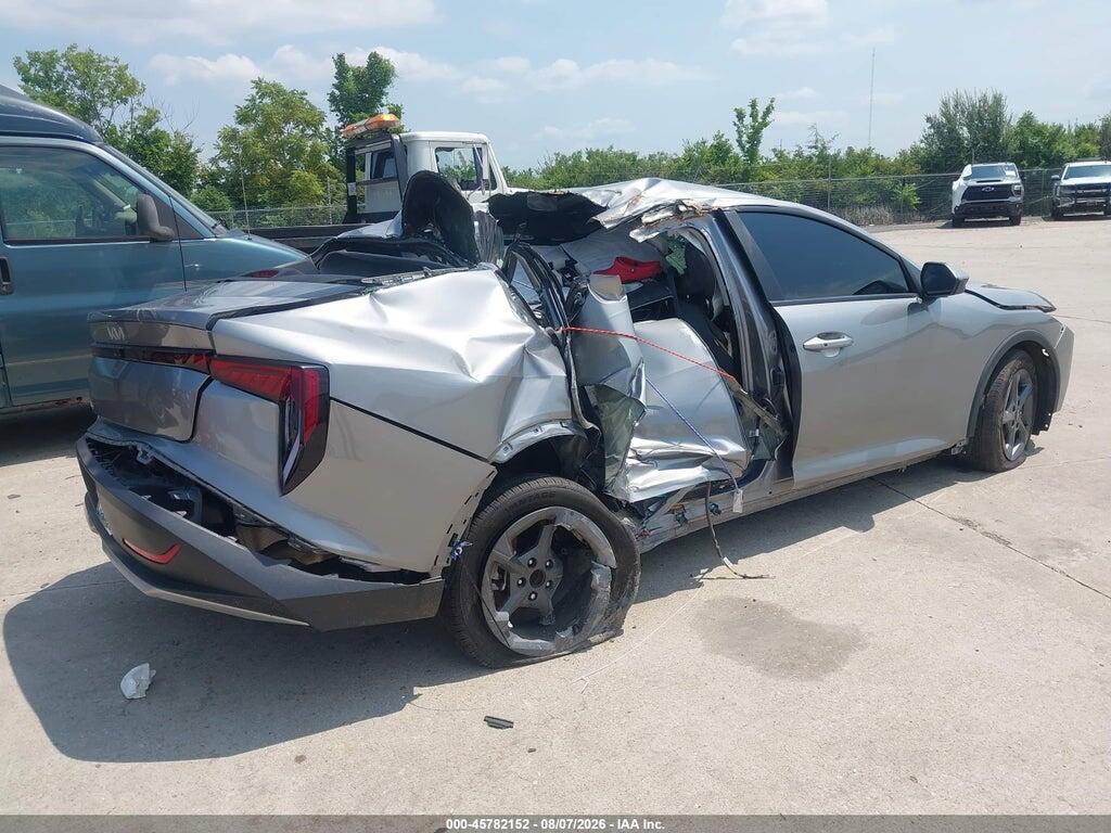 3KPFT4DE6SE054668 2025 KIA K4 photo no. 4