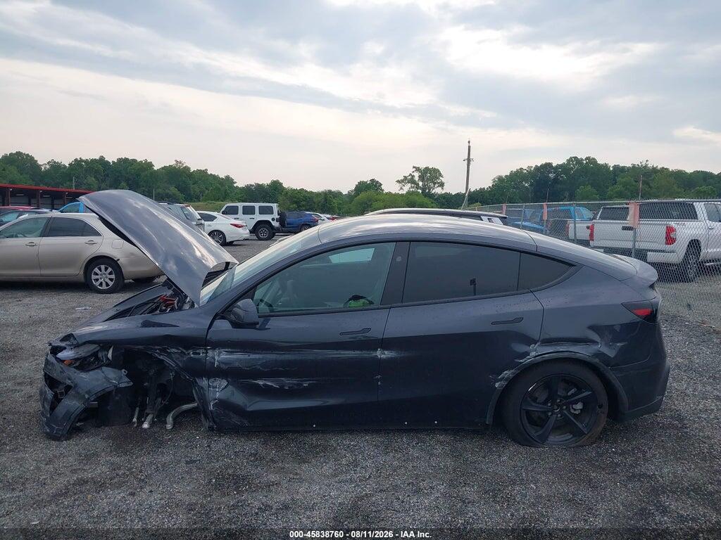 7SAYGDED2TF585965 2026 TESLA MODEL Y photo no. 12