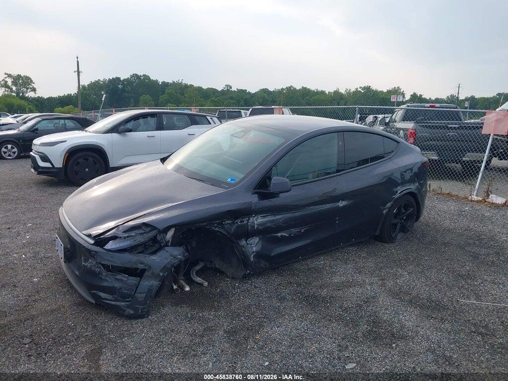 7SAYGDED2TF585965 2026 TESLA MODEL Y photo no. 2
