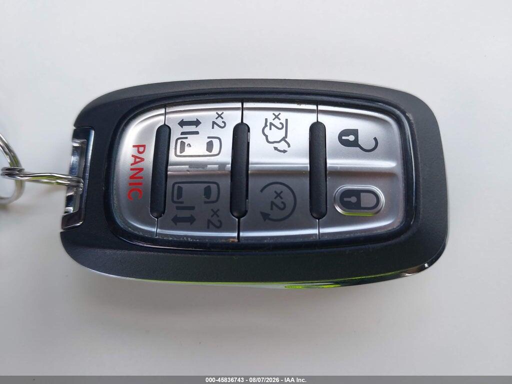 2C4RC1BG9TR160709 2026 CHRYSLER PACIFICA photo no. 11