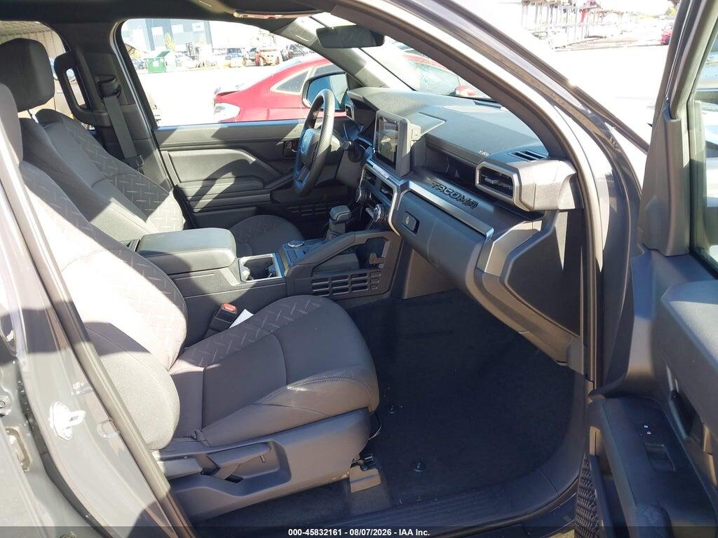 3TYKB5FN3TT043675 2026 TOYOTA TACOMA photo no. 5