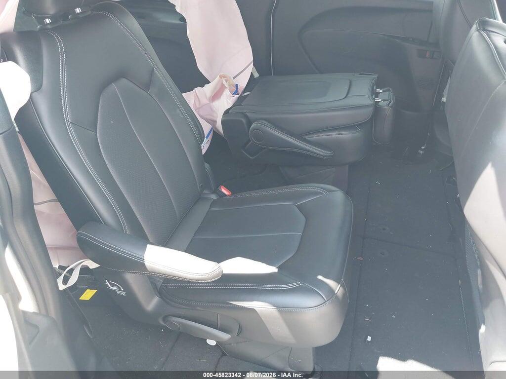 2C4RC1BG0TR229626 2026 CHRYSLER PACIFICA photo no. 8