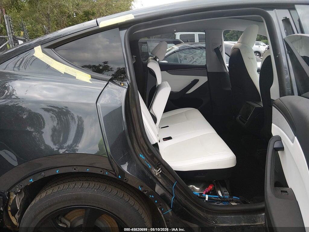 7SAYGDEE5TF332972 2026 TESLA MODEL Y photo no. 8