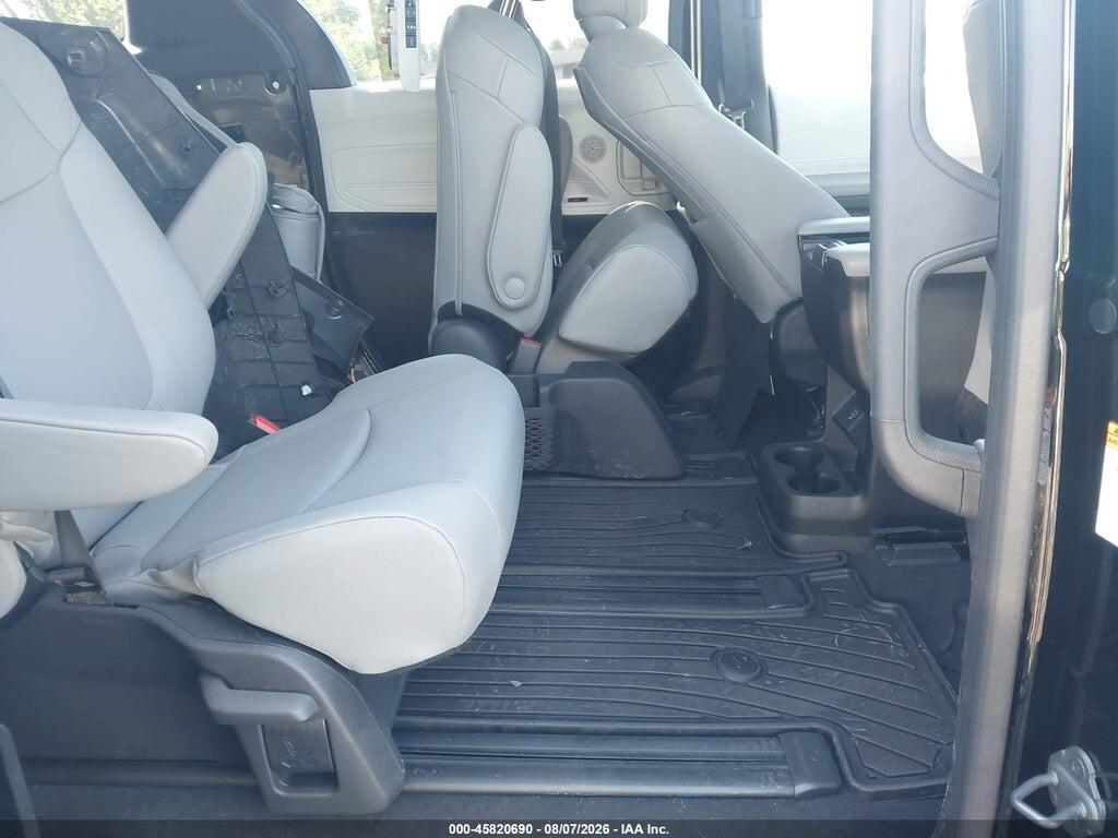 5TDYSKFC0TS247899 2026 TOYOTA SIENNA photo no. 8