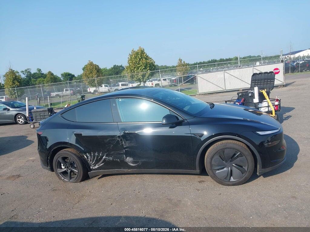 7SAYGDED5TA456955 2026 TESLA MODEL Y photo no. 11