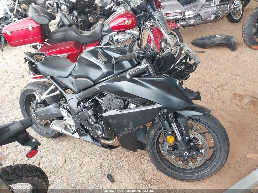 MLHRH1558T5200803 2026 HONDA CBR650 photo no. 12