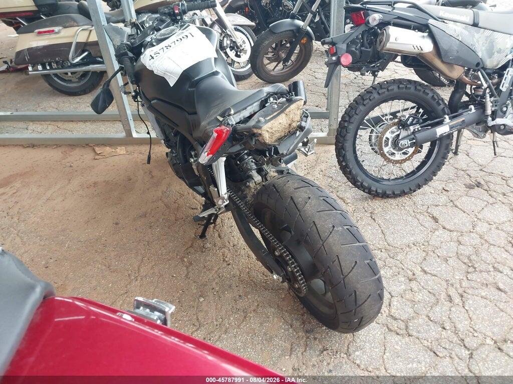 MLHRH1558T5200803 2026 HONDA CBR650 photo no. 3