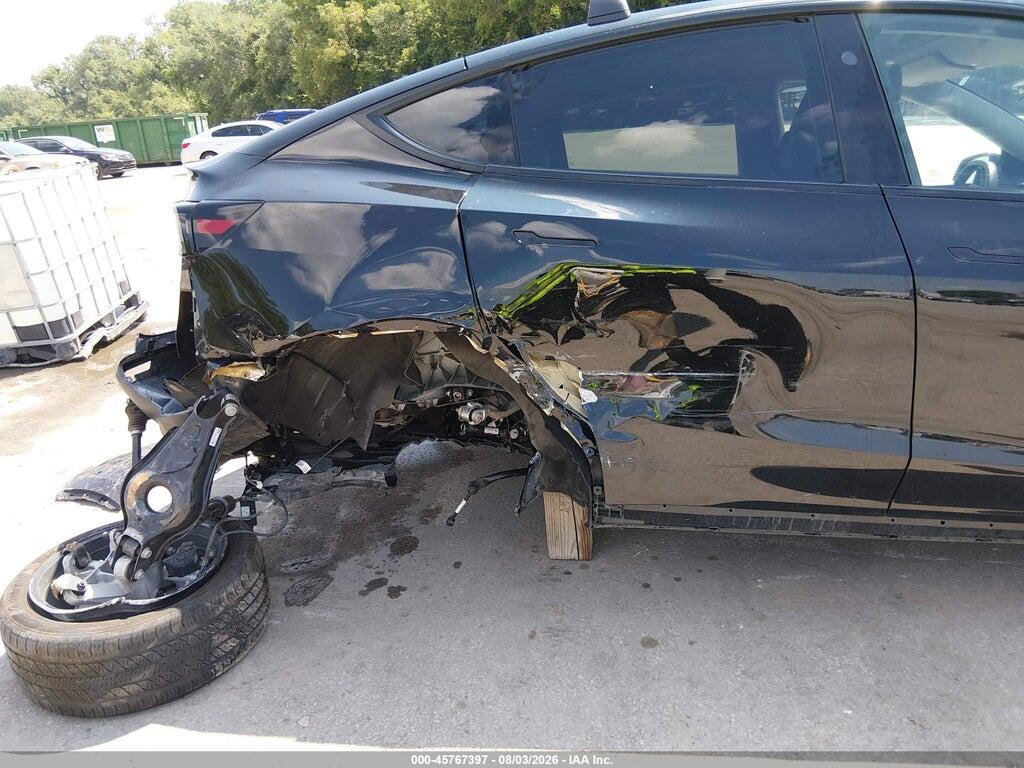 7SAYGDED4TF423268 2026 TESLA MODEL Y photo no. 6