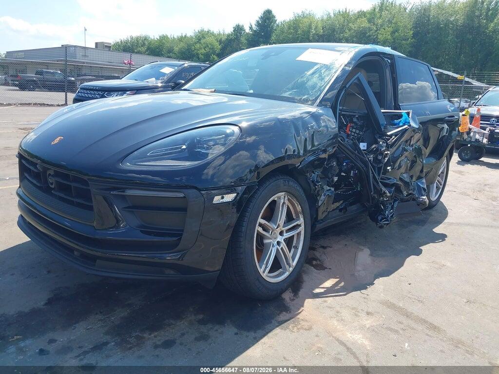 WP1AA2A59TLB10005 2026 PORSCHE MACAN photo no. 2