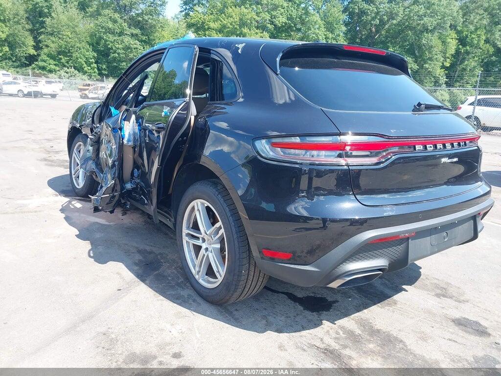 WP1AA2A59TLB10005 2026 PORSCHE MACAN photo no. 3
