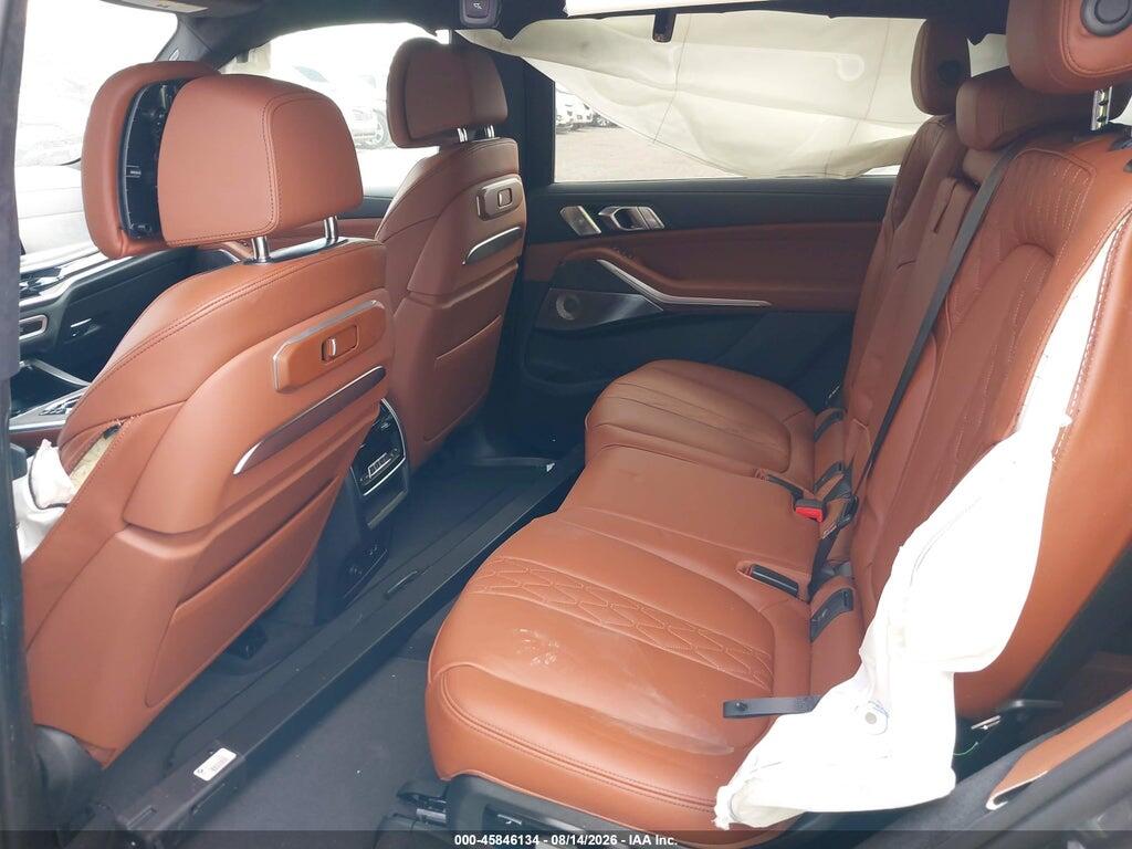 5UX33EM04V9438601 2024 BMW X7 photo no. 8