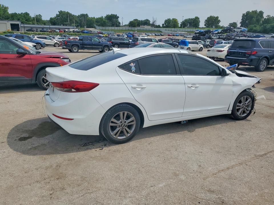 2017 HYUNDAI ELANTRA VALUE EDITION — Фото 3 из 12