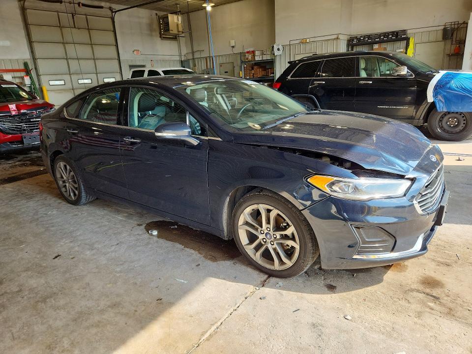 2020 FORD FUSION SEL — Фото 4 из 12