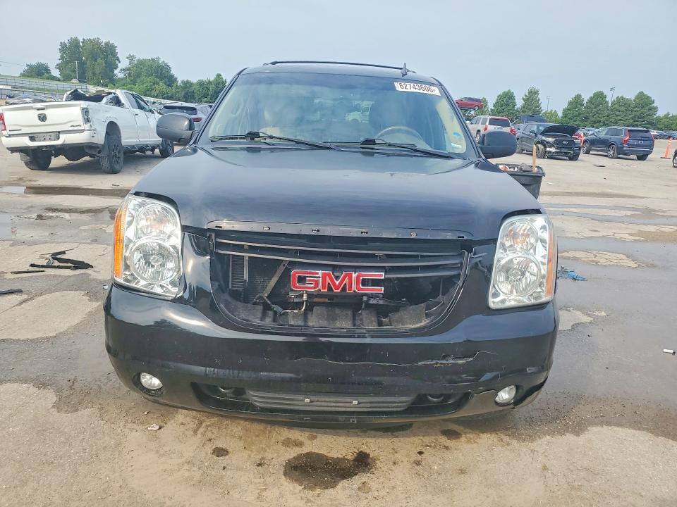 2013 GMC YUKON SLT — Фото 5 из 12
