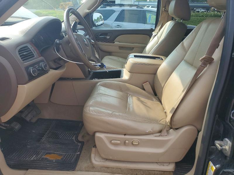 2013 GMC YUKON SLT — Фото 7 из 12