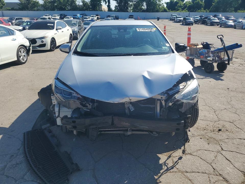 2018 TOYOTA COROLLA SE — Фото 5 из 12