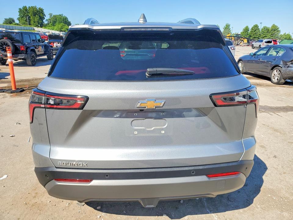 2026 CHEVROLET EQUINOX LT — Фото 6 из 13