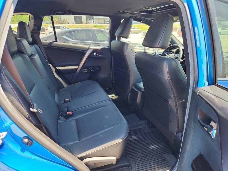 2016 TOYOTA RAV4 SE — Фото 11 из 13