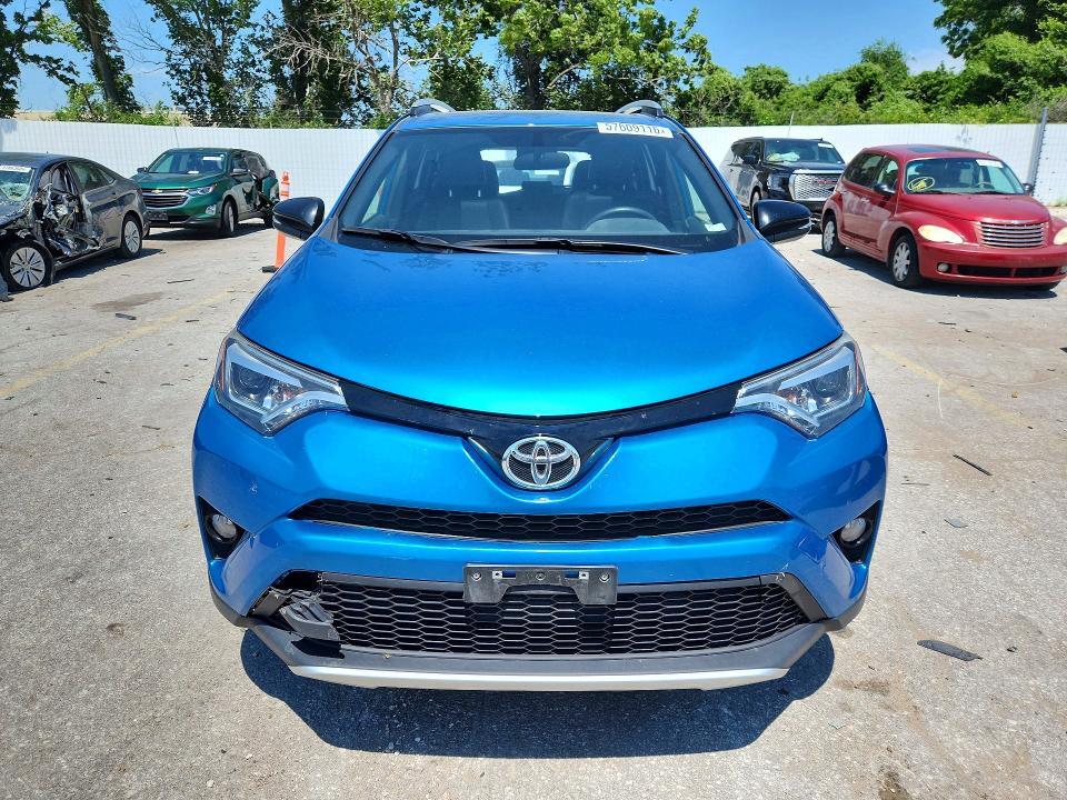 2016 TOYOTA RAV4 SE — Фото 5 из 13