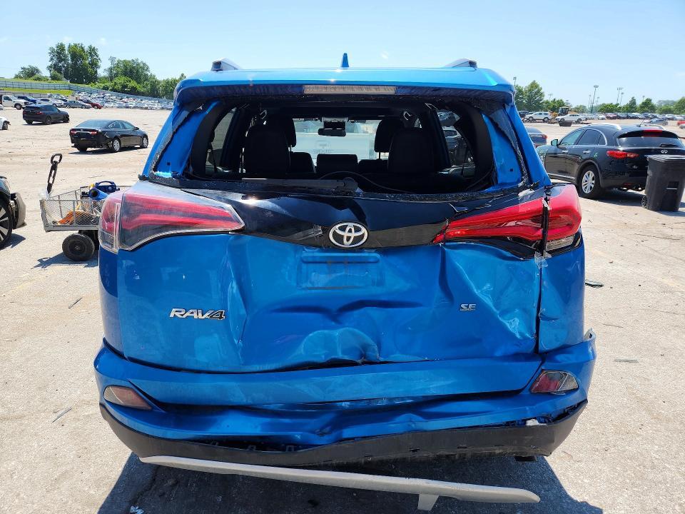2016 TOYOTA RAV4 SE — Фото 6 из 13