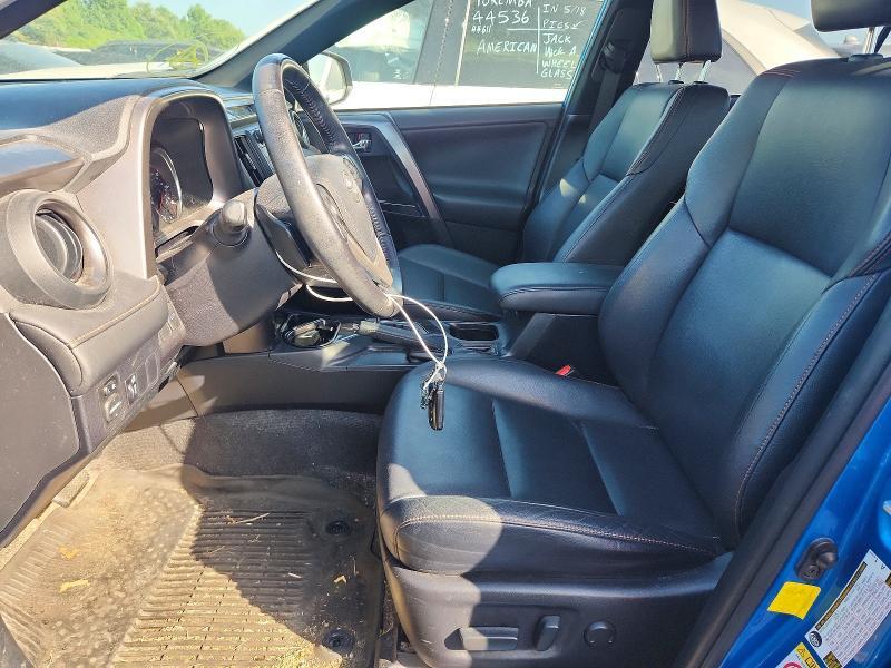 2016 TOYOTA RAV4 SE — Фото 7 из 13