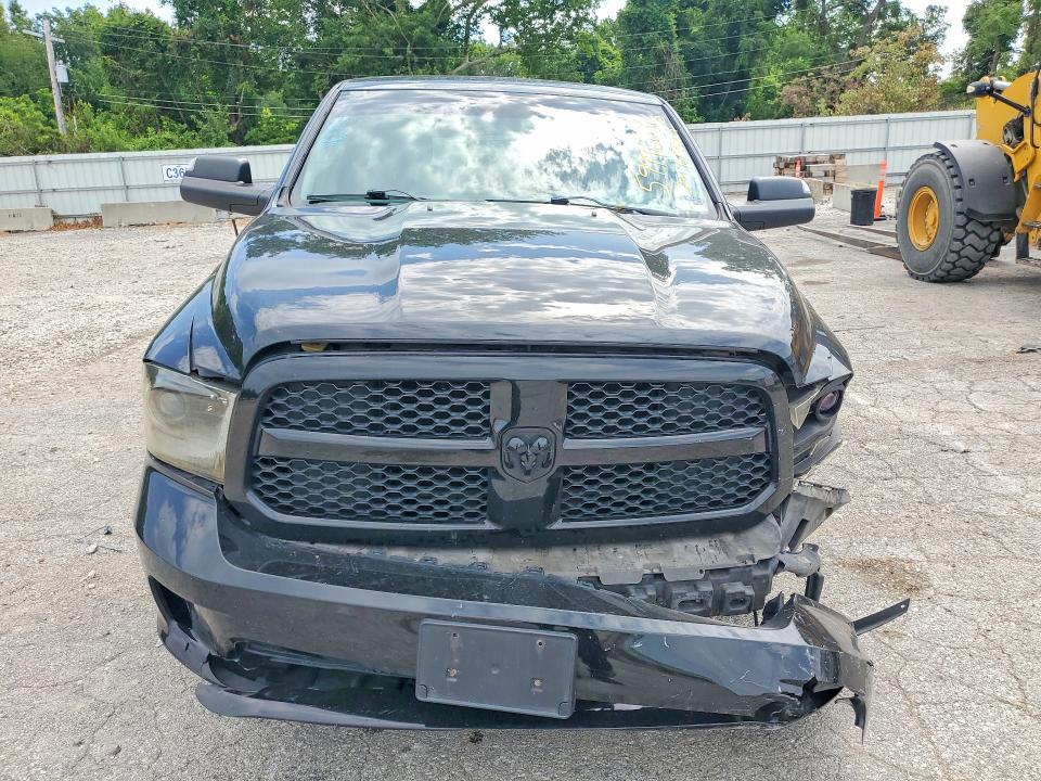 2014 RAM 1500 ST — Фото 5 из 12