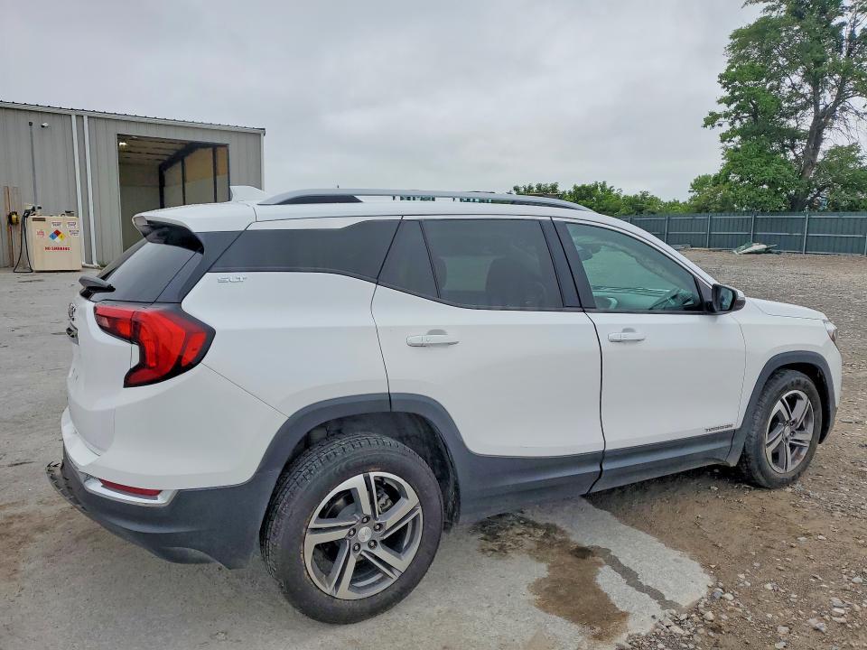 2021 GMC TERRAIN SLT — Фото 3 из 13