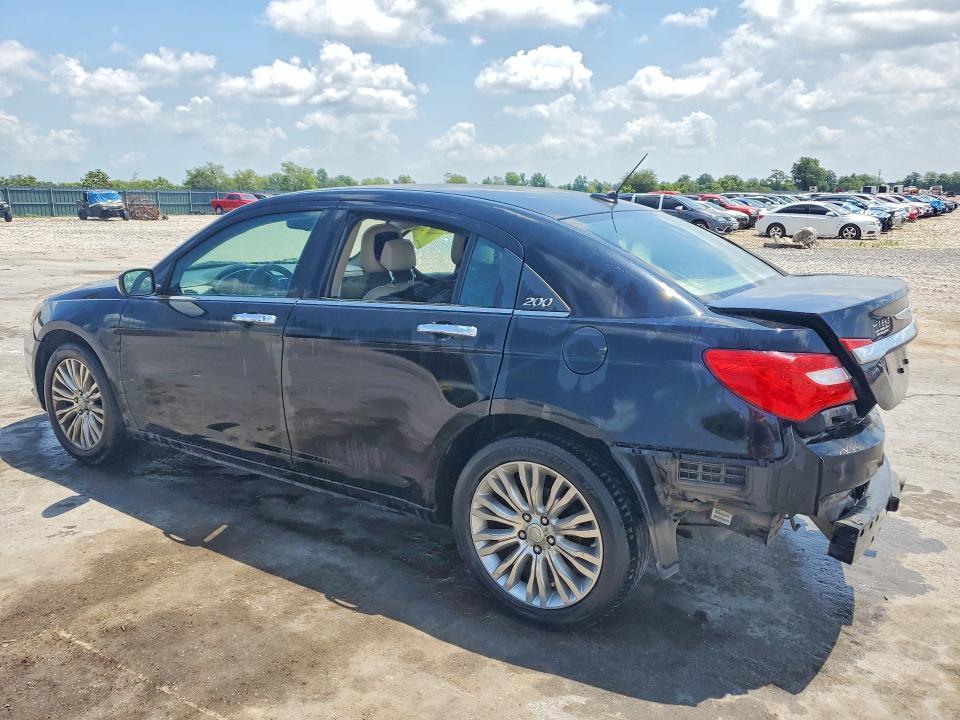 2012 CHRYSLER 200 LIMITED — Фото 2 из 12
