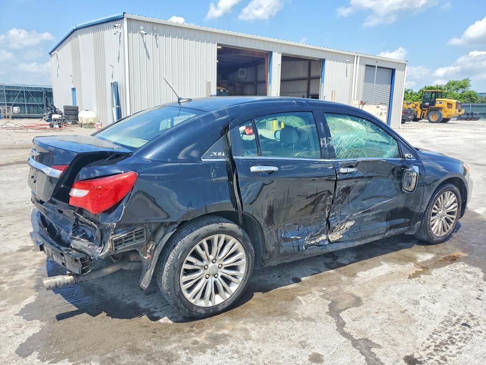 2012 CHRYSLER 200 LIMITED — Фото 3 из 12