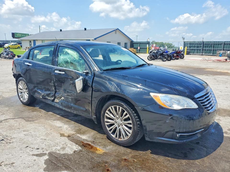 2012 CHRYSLER 200 LIMITED — Фото 4 из 12