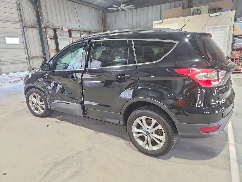 2017 FORD ESCAPE SE — Фото 2 из 13