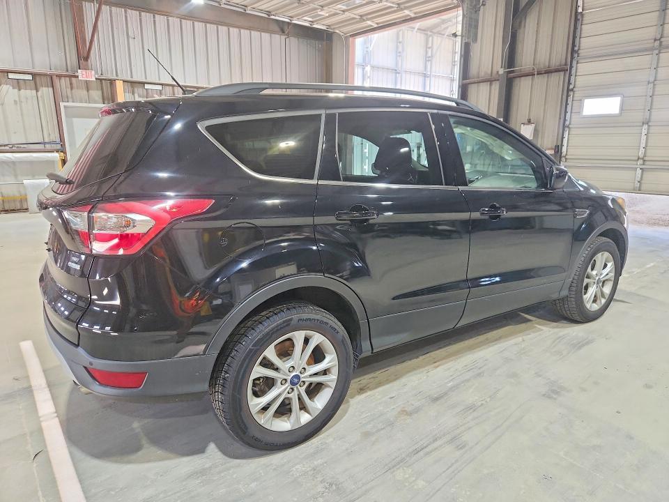 2017 FORD ESCAPE SE — Фото 3 из 13