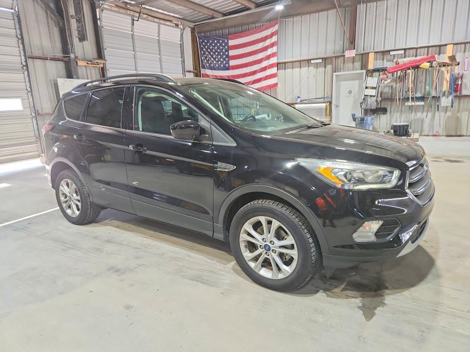 2017 FORD ESCAPE SE — Фото 4 из 13