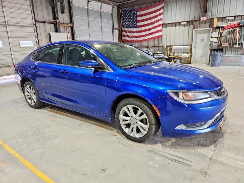 2015 CHRYSLER 200 LIMITED — Фото 4 из 12