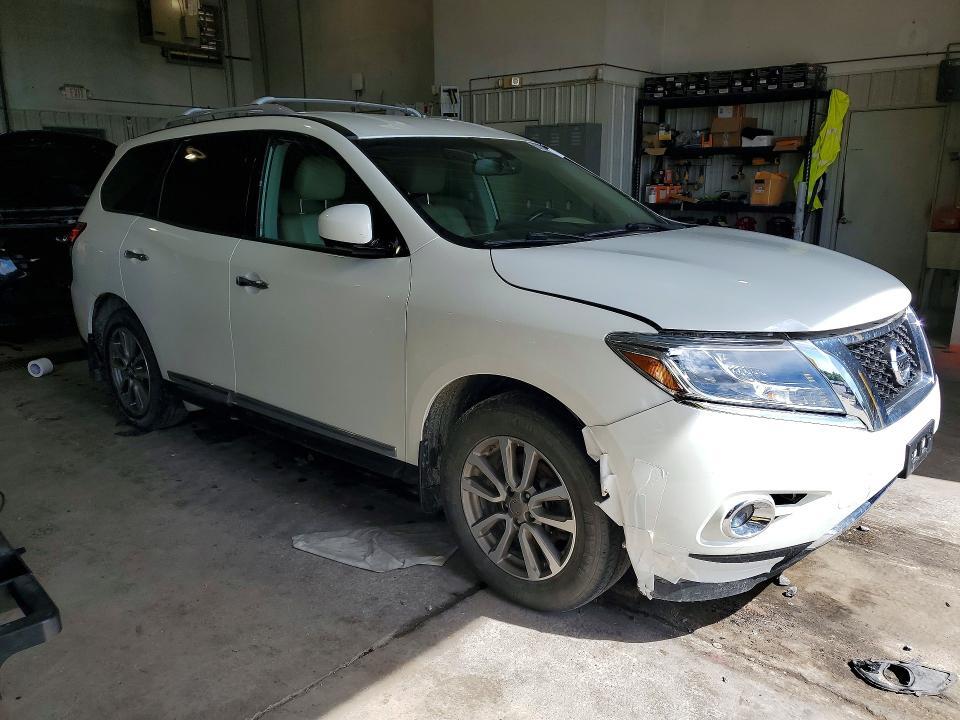 2016 NISSAN PATHFINDER SL — Фото 4 из 12
