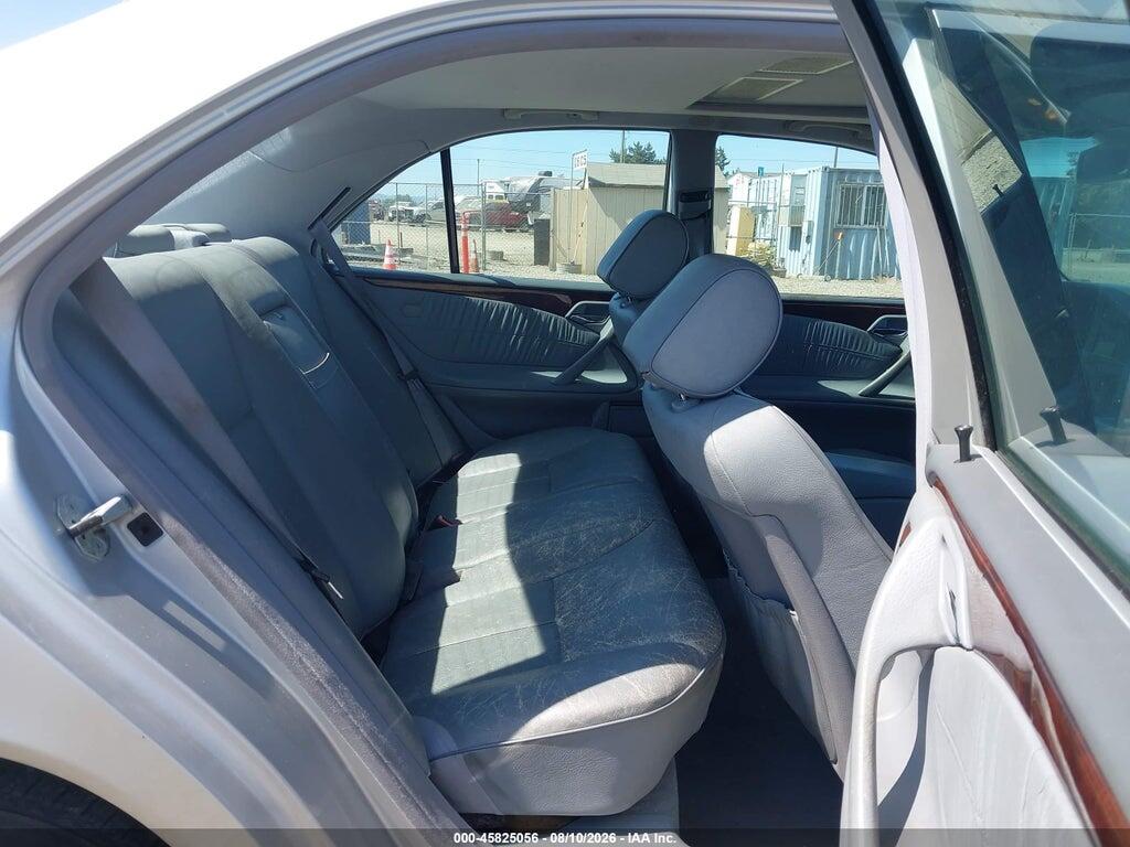 WDBJF65J4YB054956 2000 MERCEDES-BENZ E 320 photo no. 8